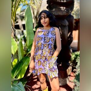 RARE FIND Nooworks Cheetah Head Big Pockets Dress Size Large NWT